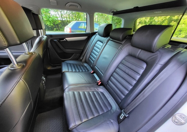 Volkswagen Passat cena 46900 przebieg: 245300, rok produkcji 2014 z Kleczew małe 781